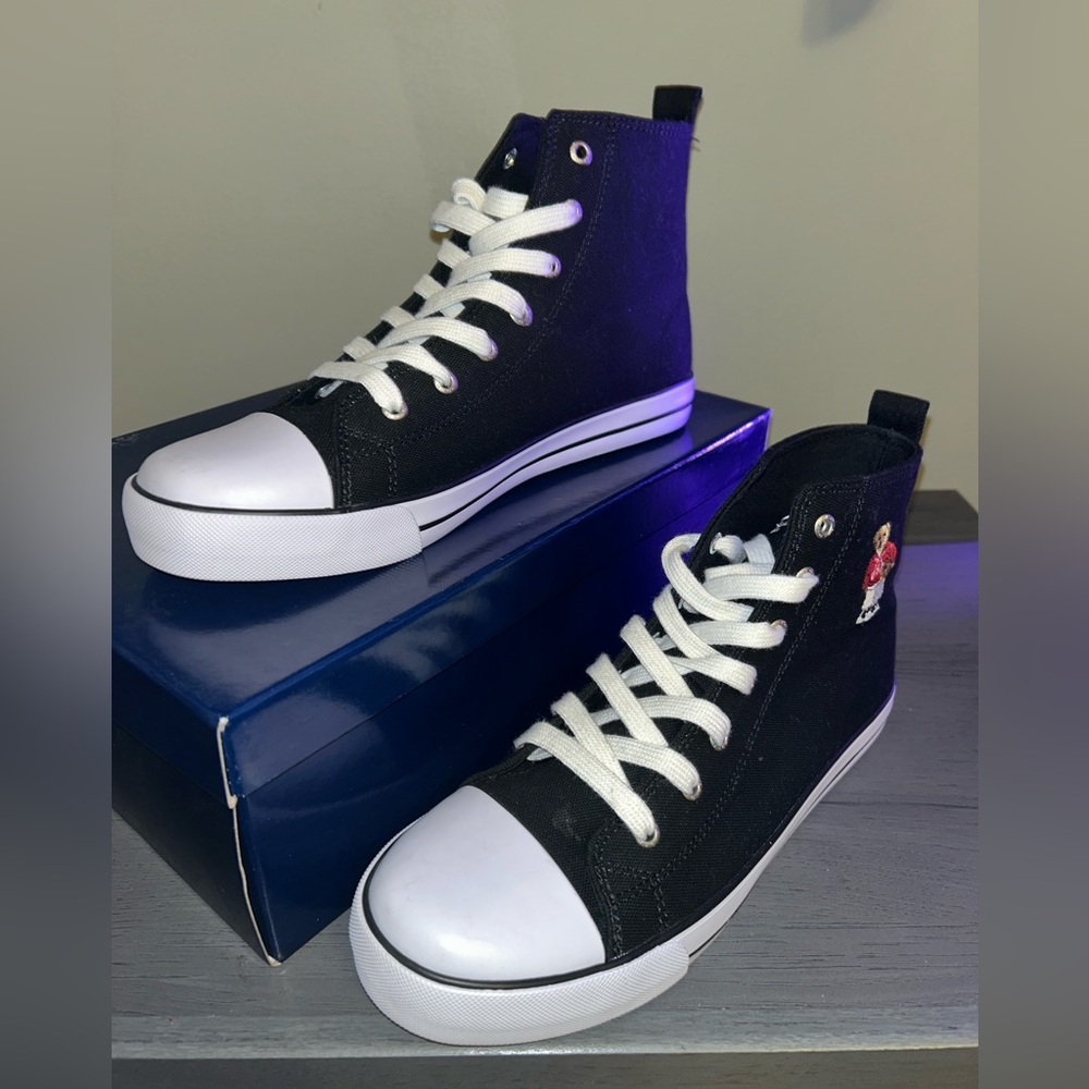 POLO Ralph Lauren Black
Hamptyn HI II Bear Size 7 jr